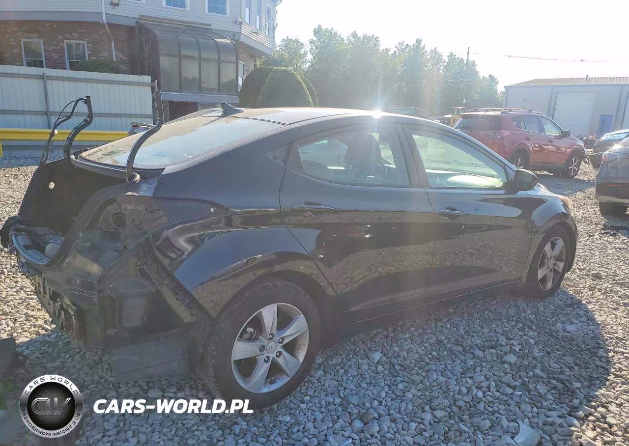 2011 Hyundai Elantra Gls VIN:KMHDH4AE9BU127431 - 3