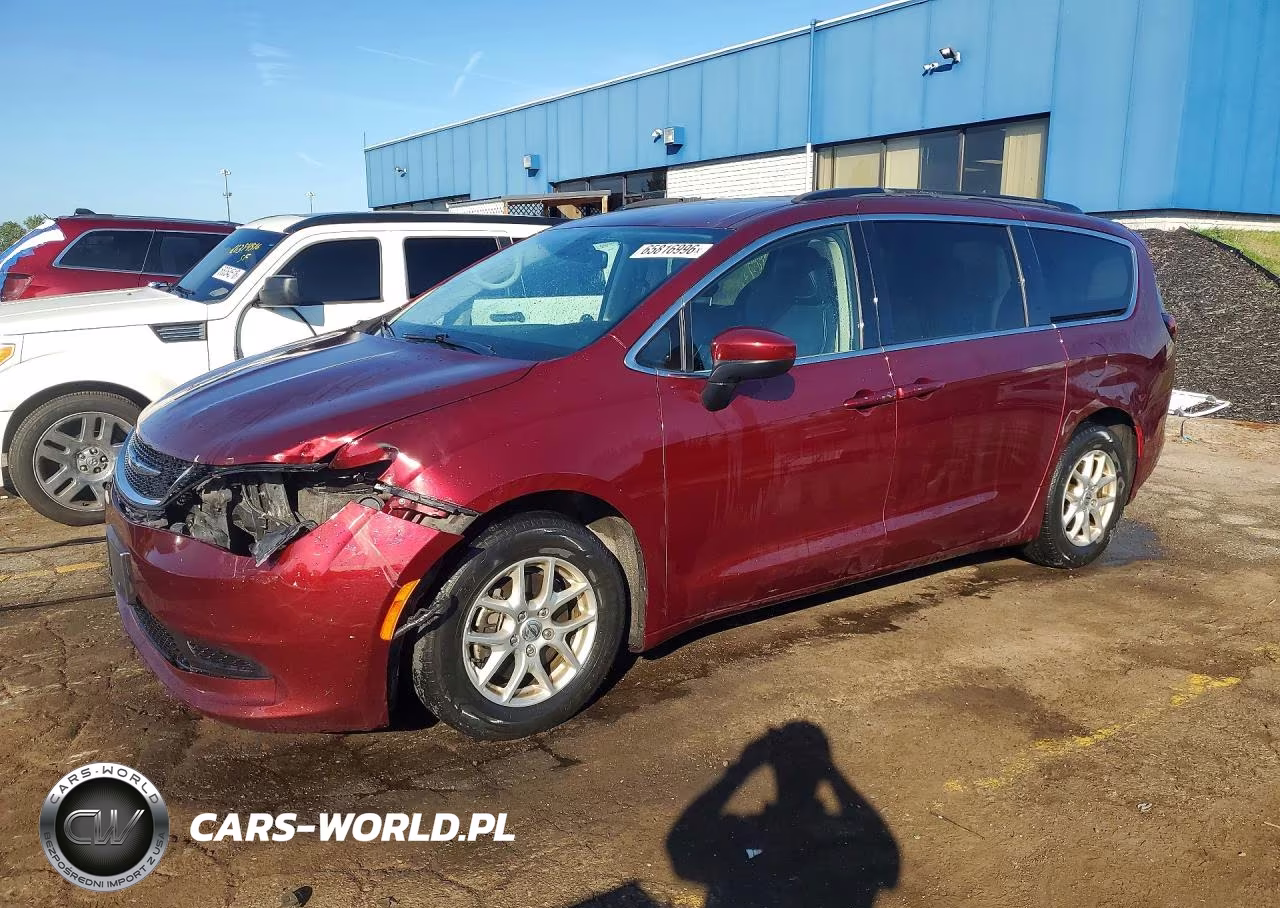 2021 Chrysler Voyager Lxi VIN:2C4RC1DG1MR505584 - 1