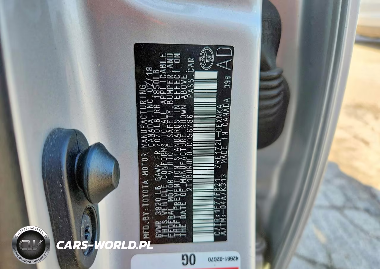2018 Toyota Corolla Le VIN:2T1BURHE0JC056786 - 12