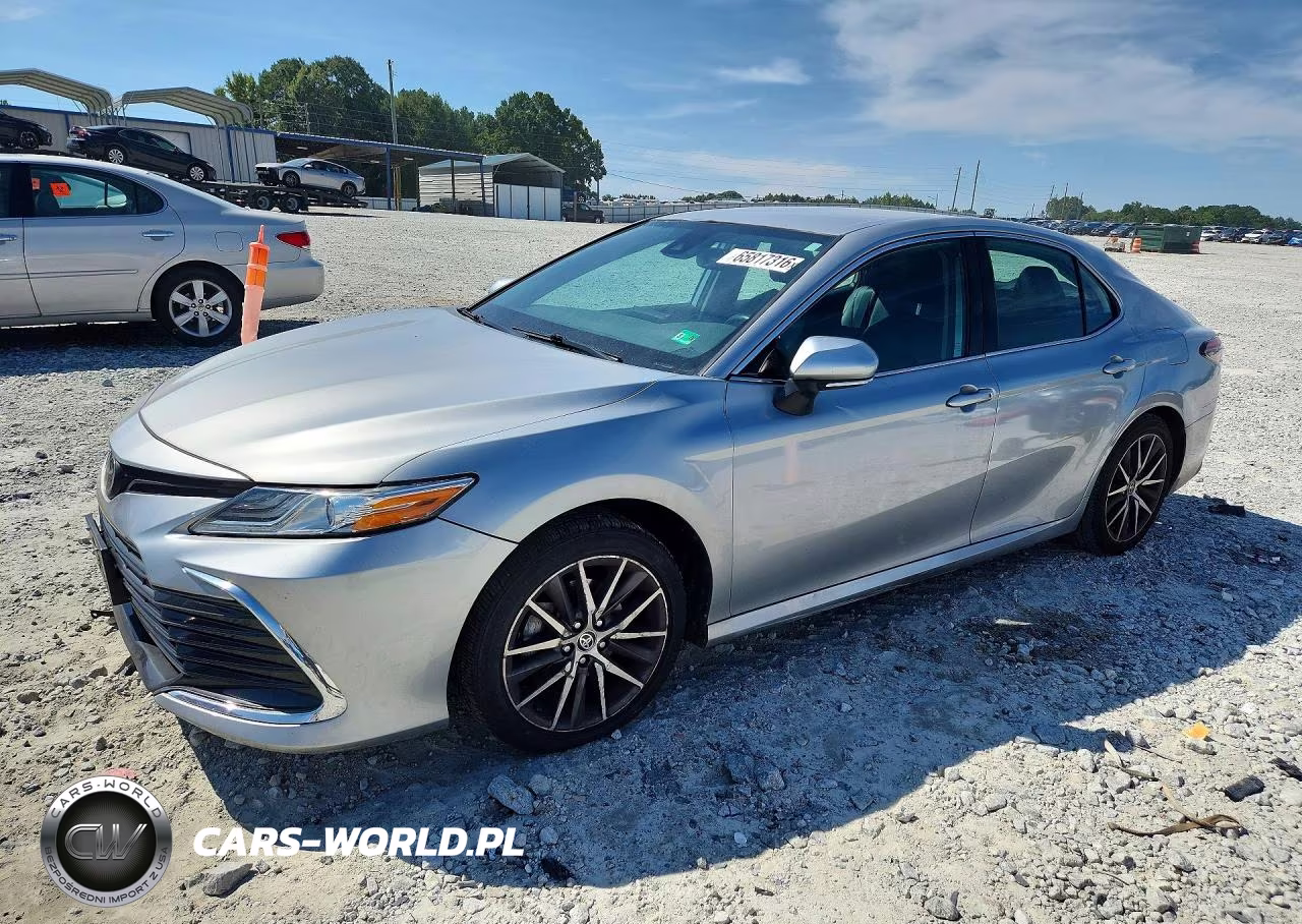 2021 Toyota Camry Xle – zdjęcie 1 z 12
