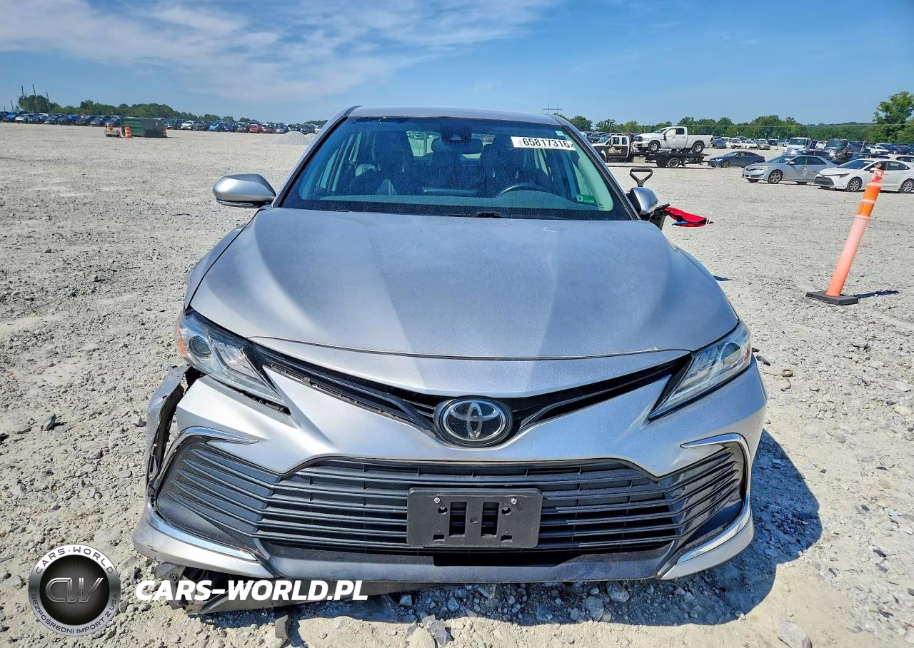 2021 Toyota Camry Xle VIN:4T1F11AK4MU421257 - 5