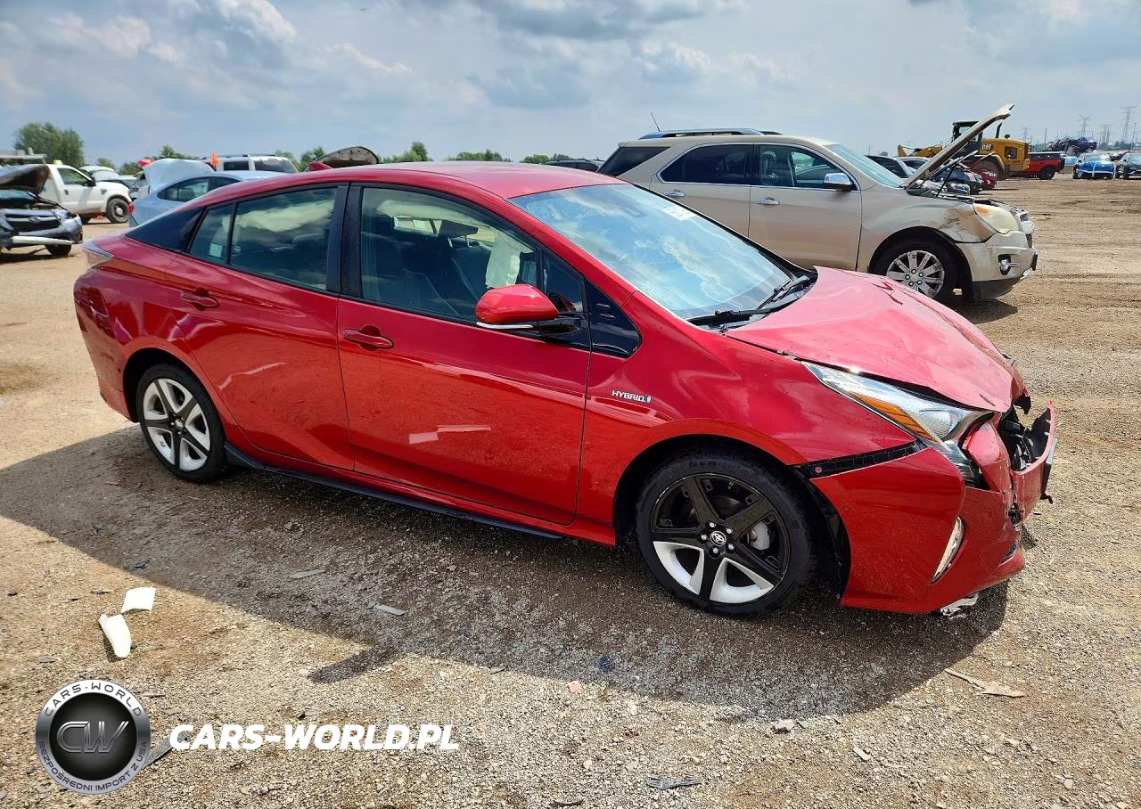 2018 Toyota Prius Three Touring VIN:JTDKARFU3J3061184 - 4