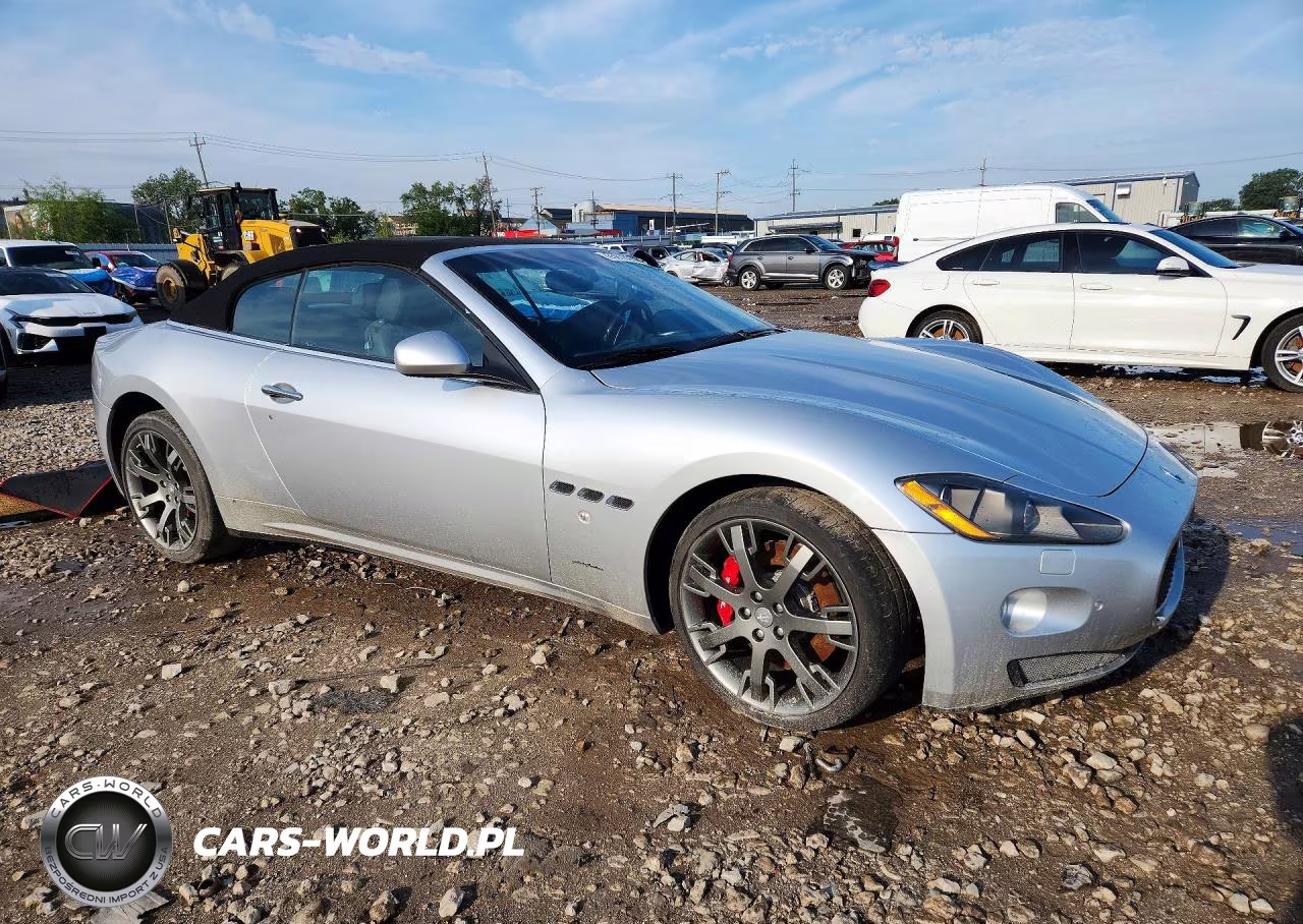 2011 Maserati Granturismo S VIN:ZAM45KMA4B0057057 - 4