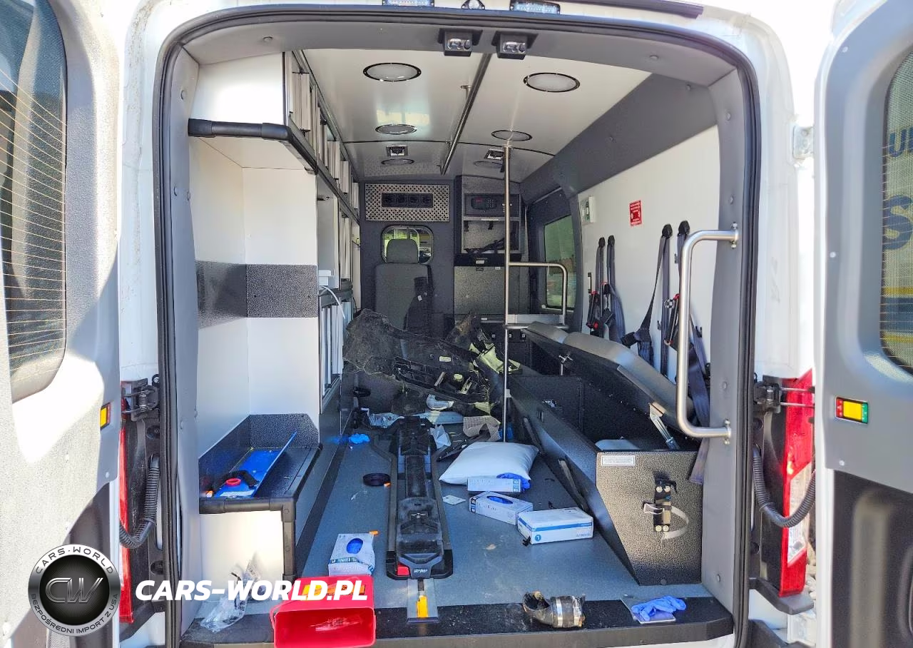 2026 Ford Transit - Ambulance VIN:1FDBW2CG0TKA14562 - 10