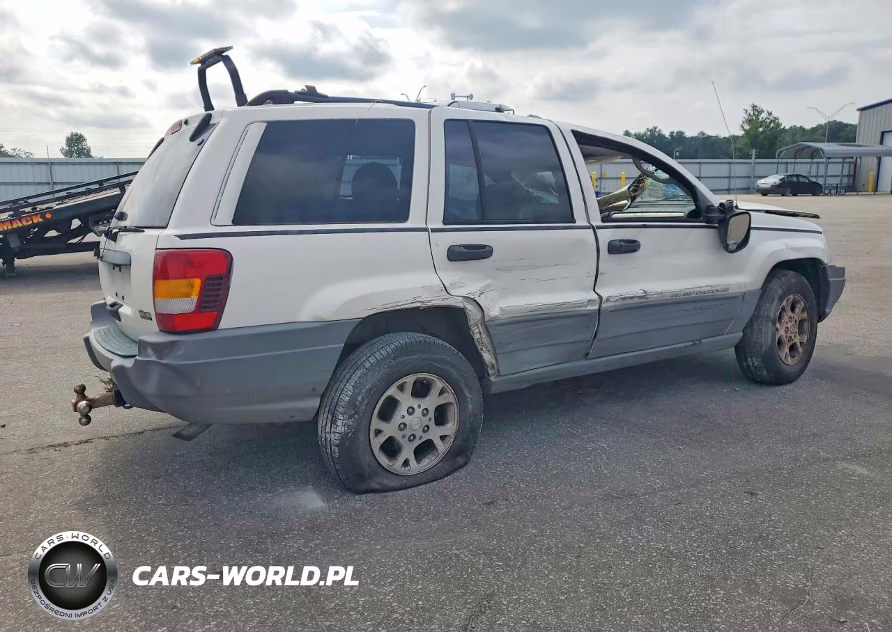 2002 Jeep Grand Cherokee Laredo VIN:1J4GW48S82C328479 - 3