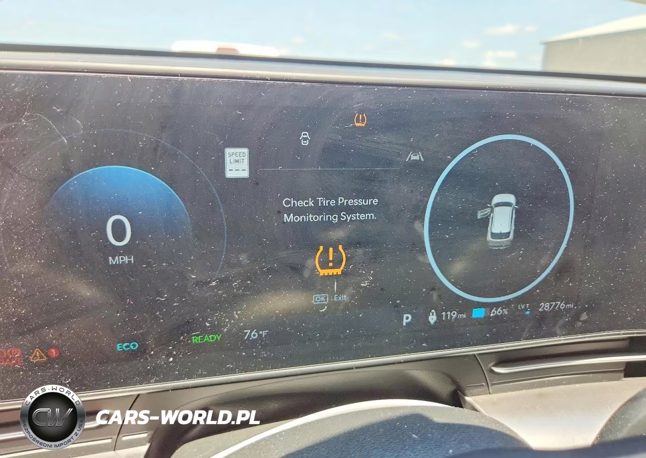 2025 Hyundai Kona Sel VIN:KM8HC3A63SU031216 - 9