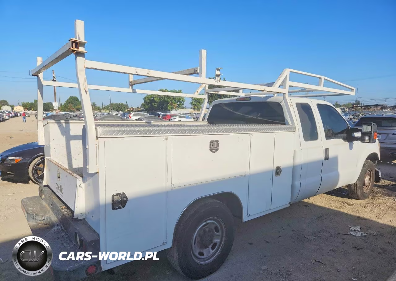 2011 Ford F250 VIN:1FT7X2A62BEC41847 - 3