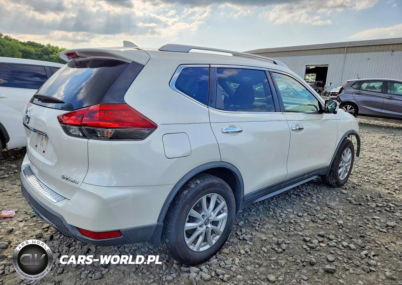 2018 Nissan Rogue Sv VIN:KNMAT2MV0JP607070 - 3