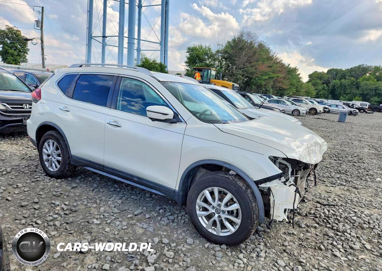 2018 Nissan Rogue Sv VIN:KNMAT2MV0JP607070 - 4