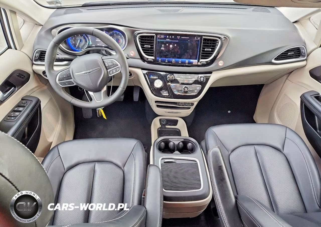 2024 Chrysler Pacifica Touring L VIN:2C4RC1BG7RR149684 - 8