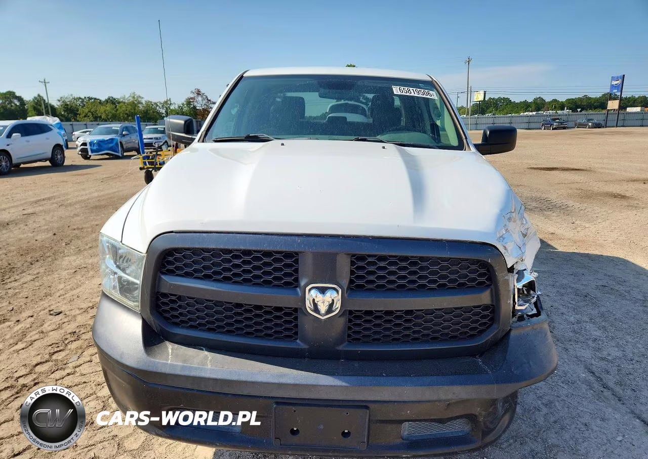 2019 Ram 1500 Classic Tradesman VIN:1C6RR7KG4KS624009 - 5