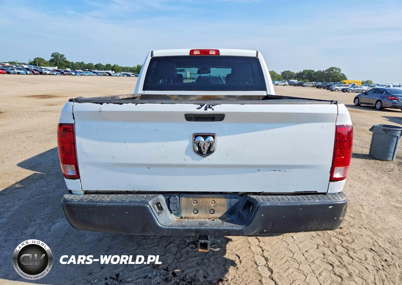 2019 Ram 1500 Classic Tradesman VIN:1C6RR7KG4KS624009 - 6