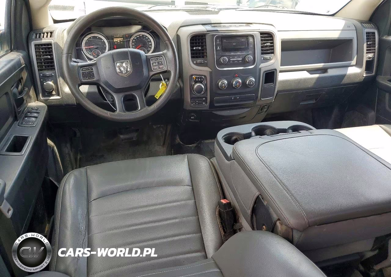 2019 Ram 1500 Classic Tradesman VIN:1C6RR7KG4KS624009 - 8