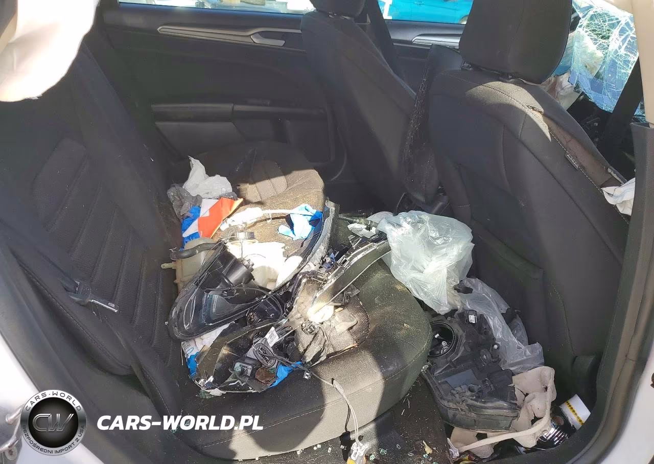 2020 Ford Fusion Se VIN:3FA6P0T94LR190931 - 10