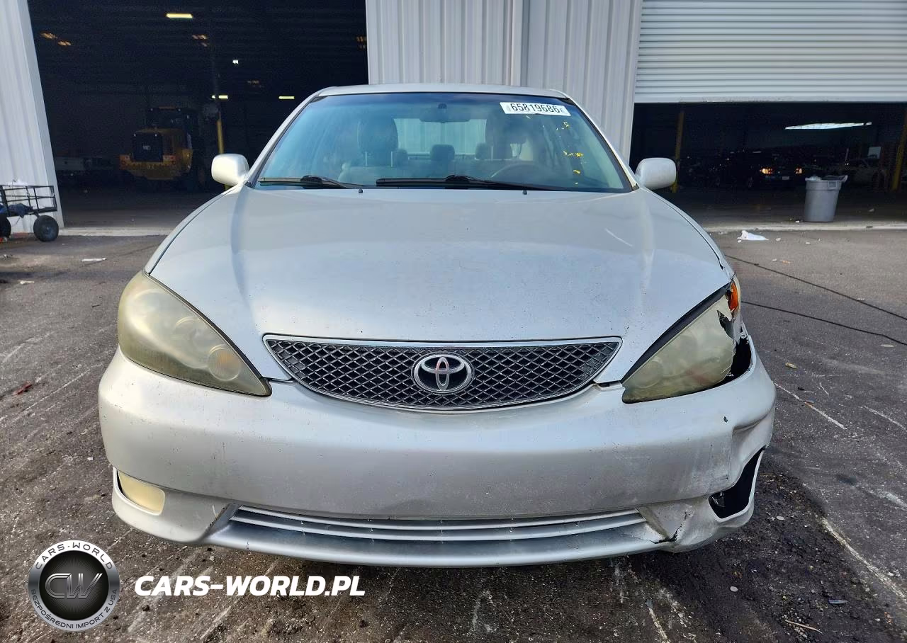 2005 Toyota Camry Se VIN:4T1BE32K05U556587 - 5