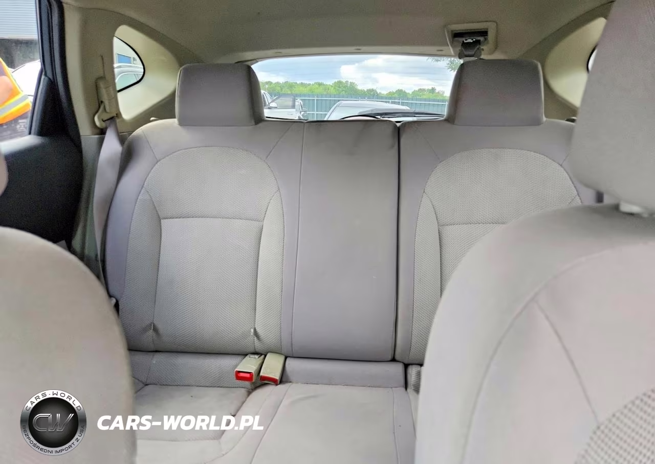 2012 Nissan Rogue S VIN:JN8AS5MV7CW384270 - 10