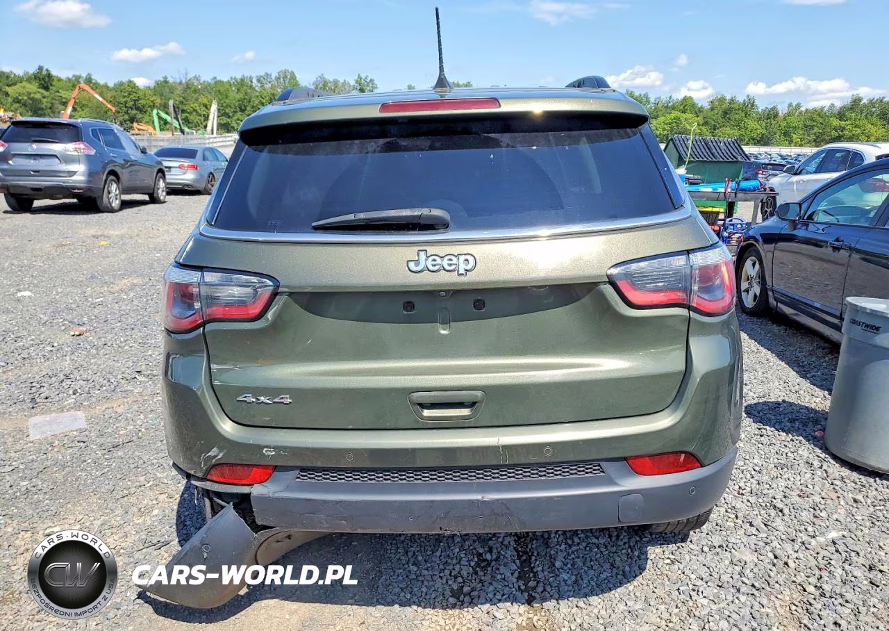 2019 Jeep Compass Latitude VIN:3C4NJDBB2KT815282 - 6