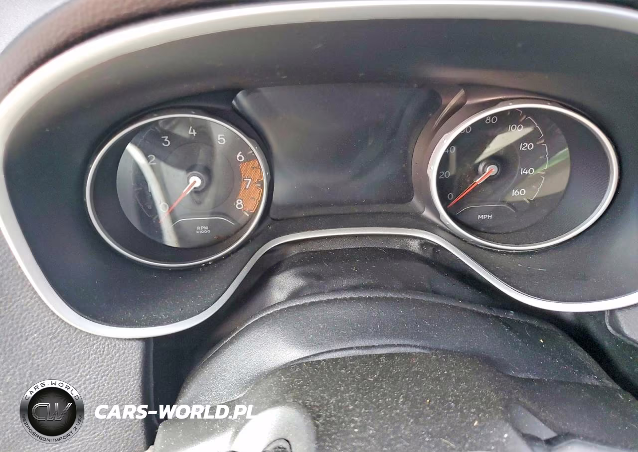 2019 Jeep Compass Latitude VIN:3C4NJDBB2KT815282 - 9