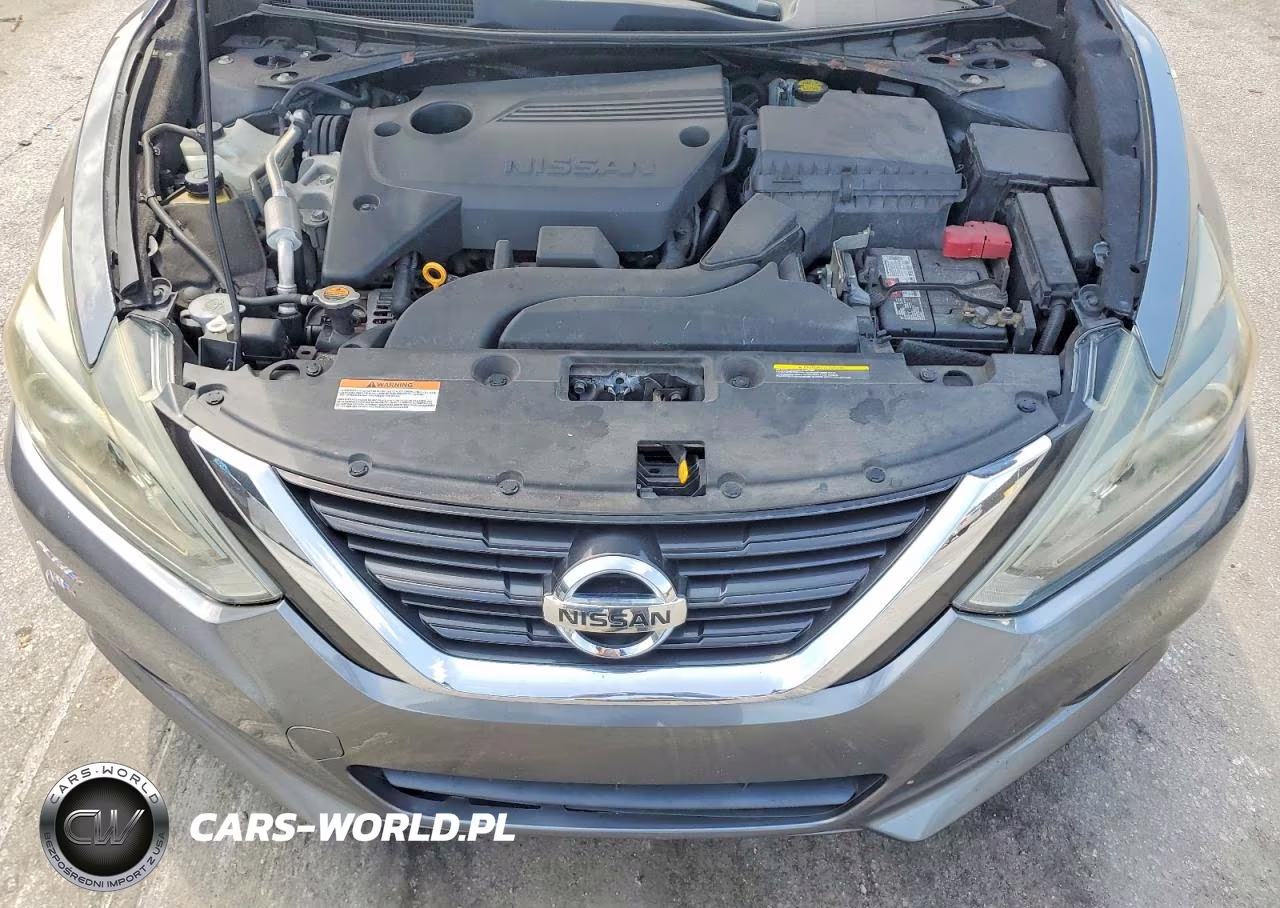 2018 Nissan Altima 2.5 Sr VIN:1N4AL3AP6JC133070 - 11