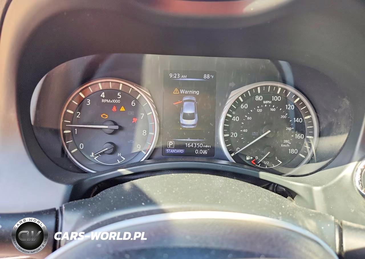2018 Infiniti Q50 Luxe VIN:JN1EV7AP0JM364007 - 9