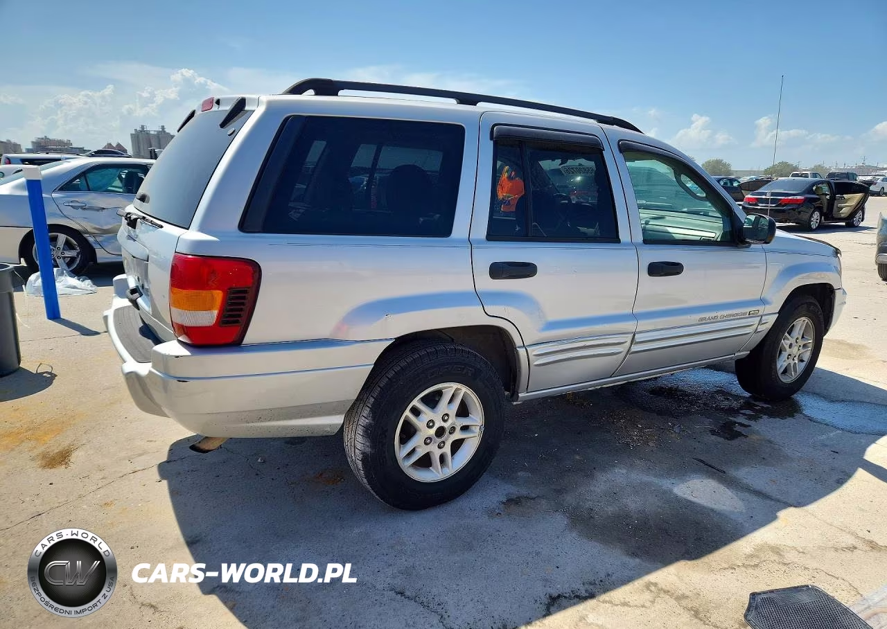 2004 Jeep Grand Cherokee Laredo VIN:1J4GX48S04C386019 - 3