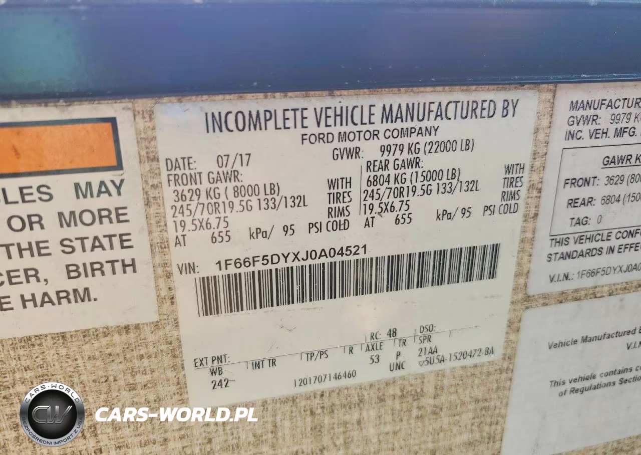 2018 Ford Hurricane Rv VIN:1F66F5DYXJ0A04521 - 10