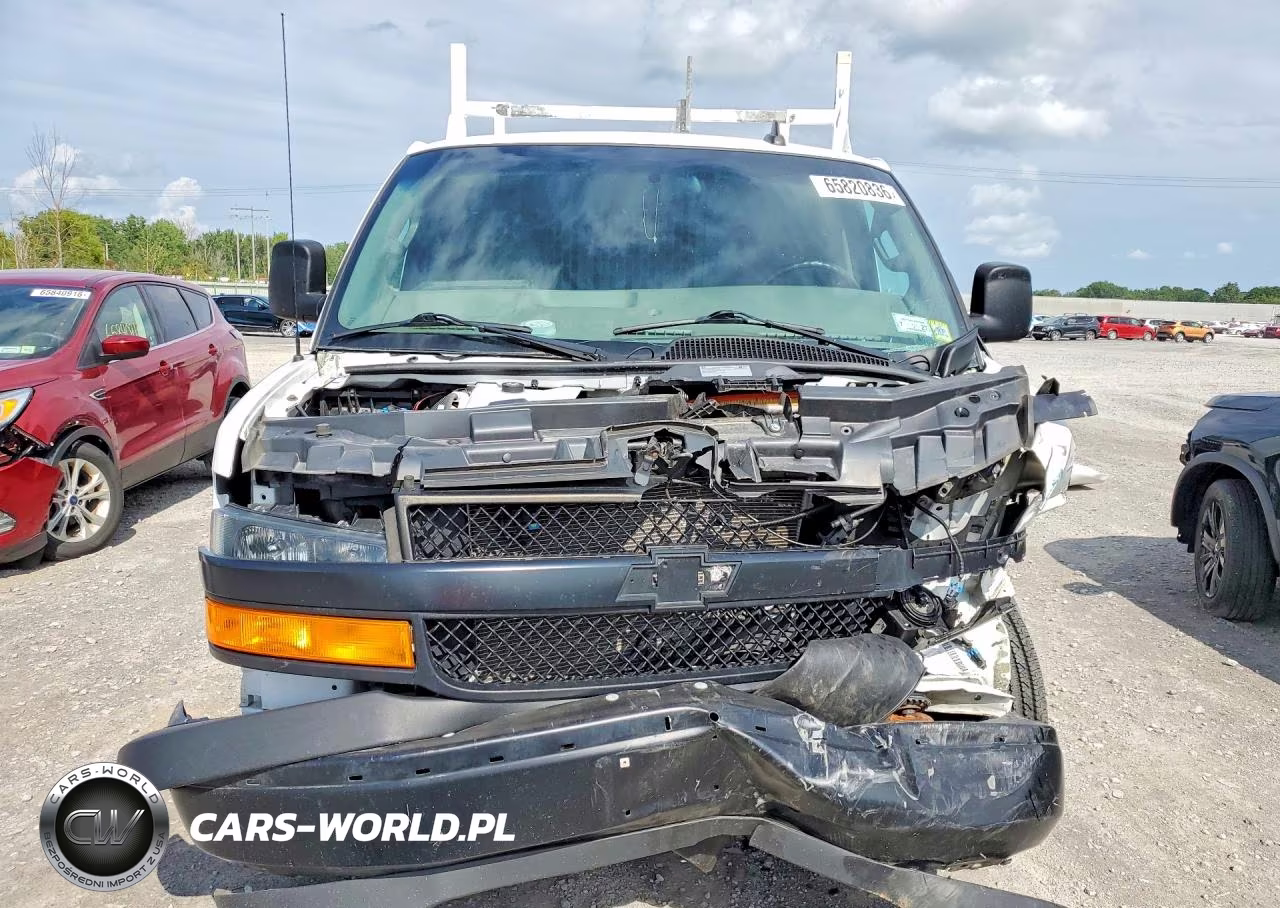 2023 Chevrolet Express G2500 VIN:1GCWGAFP7P1169503 - 5