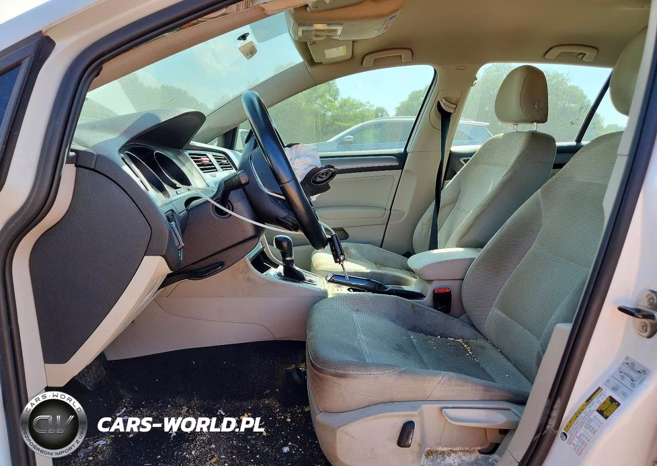 2017 Volkswagen Golf S VIN:3VW217AU5HM005734 - 7