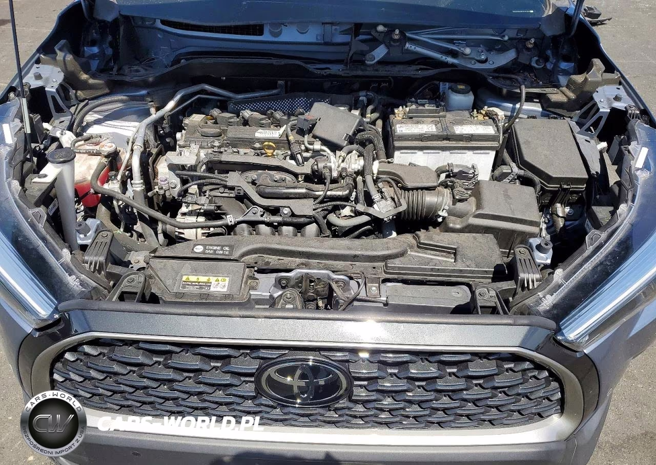 2022 Toyota Corolla Cross Xle VIN:7MUDAABG9NV035998 - 11