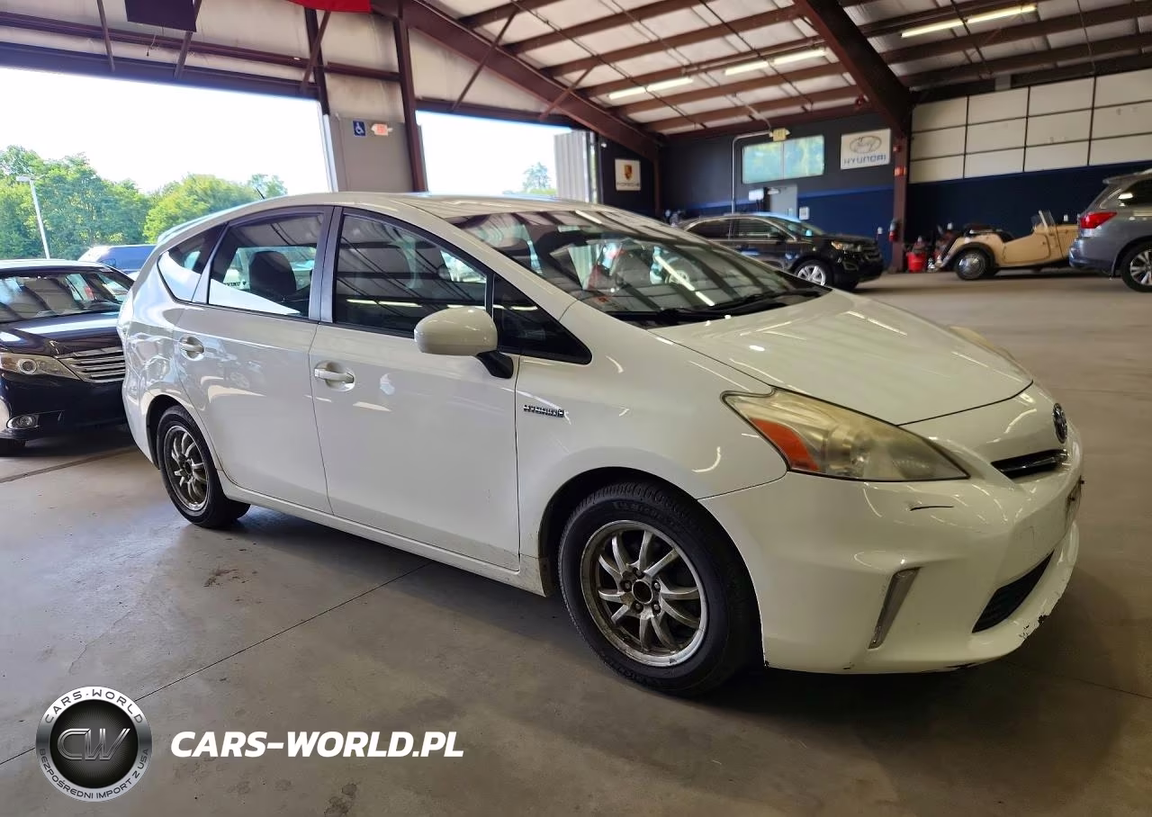 2012 Toyota Prius V Three VIN:JTDZN3EU5C3020334 - 4