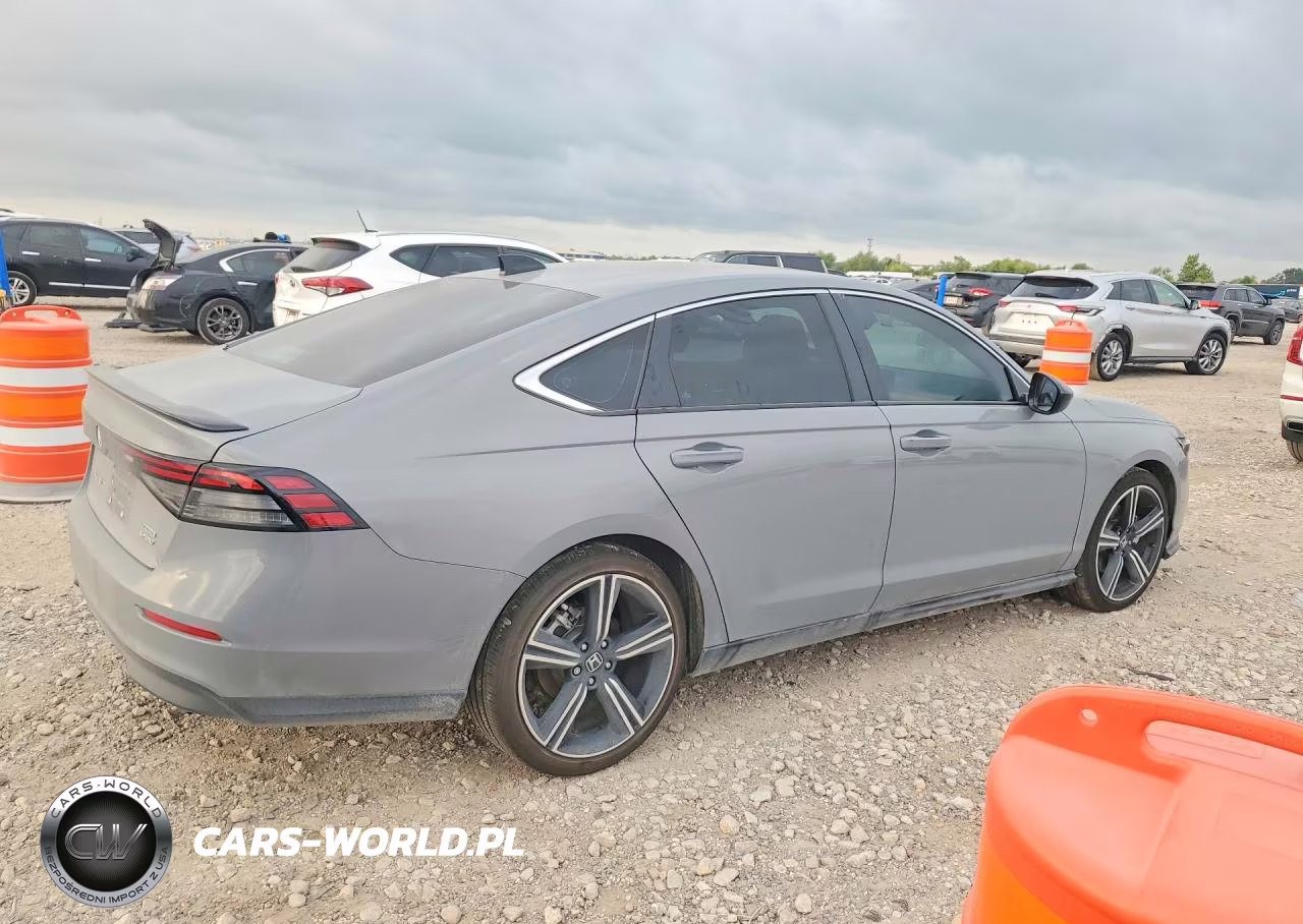 2025 Honda Accord Hybrid Sport VIN:1HGCY2F59SA066243 - 3