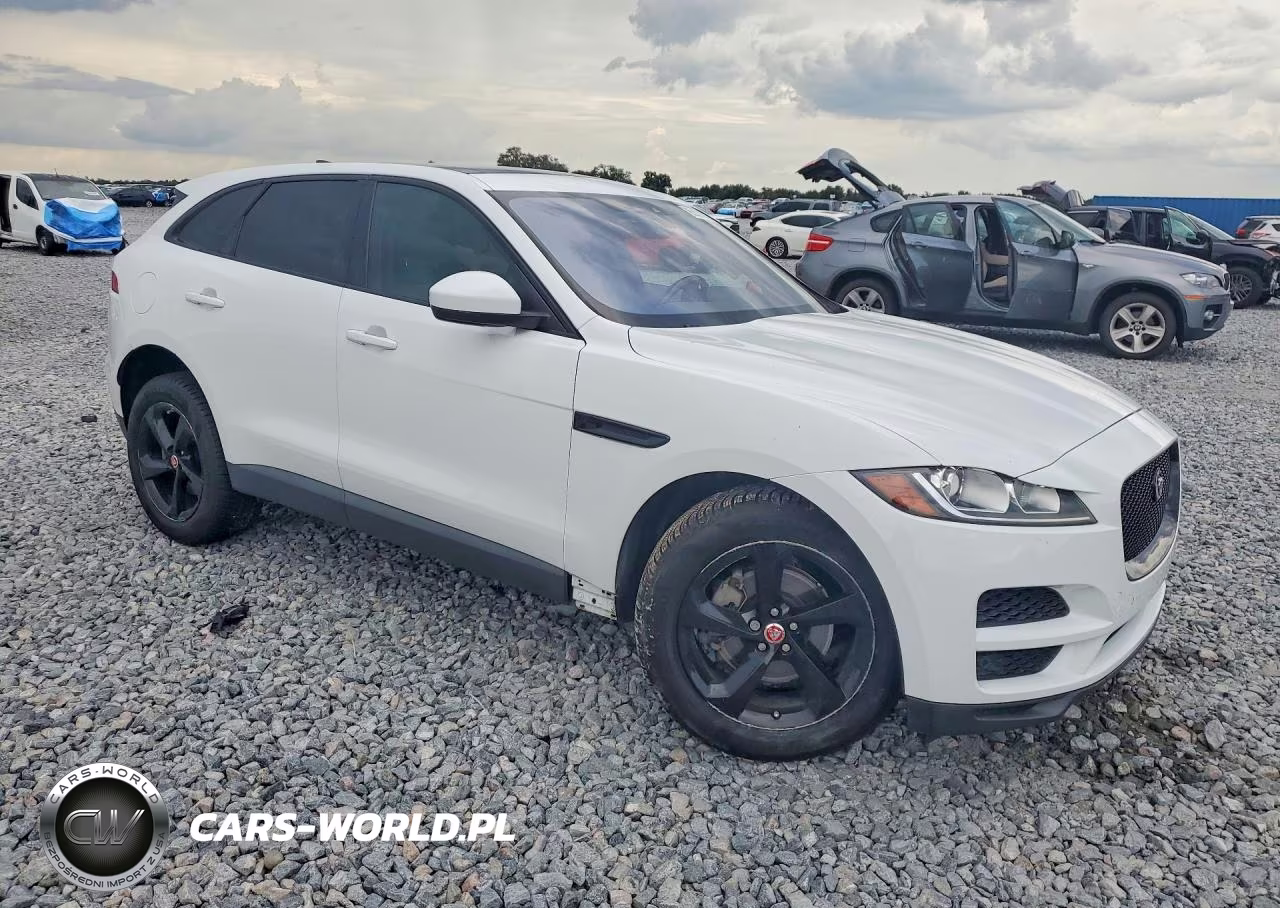 2020 Jaguar F-Pace Premium VIN:SADCJ2FX6LA632398 - 4