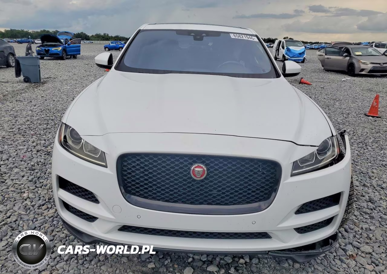 2020 Jaguar F-Pace Premium VIN:SADCJ2FX6LA632398 - 5
