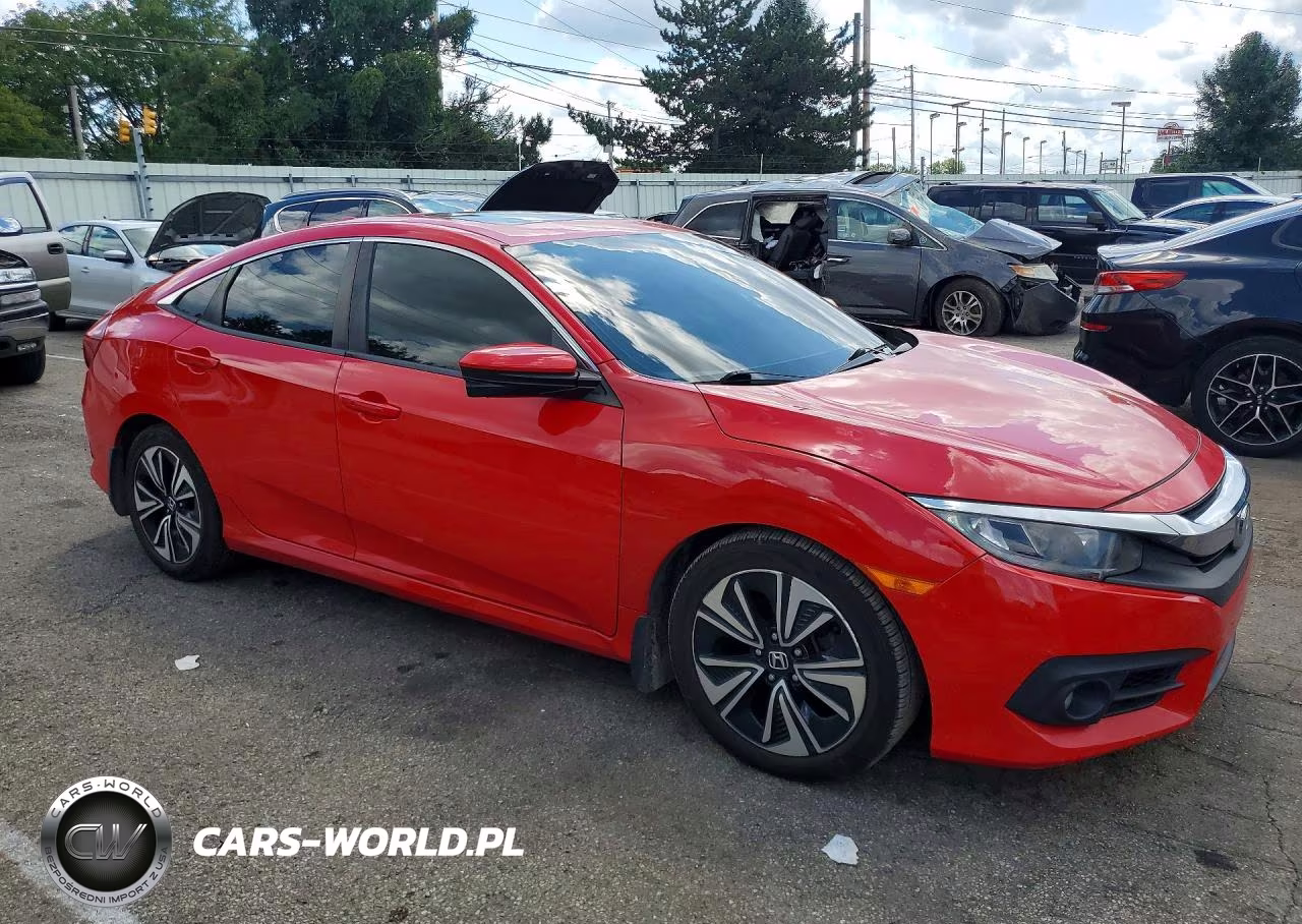 2018 Honda Civic Ex VIN:JHMFC1F31JX017776 - 4