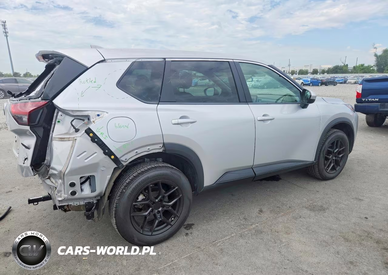 2023 Nissan Rogue Sv VIN:5N1BT3BB0PC785818 - 3