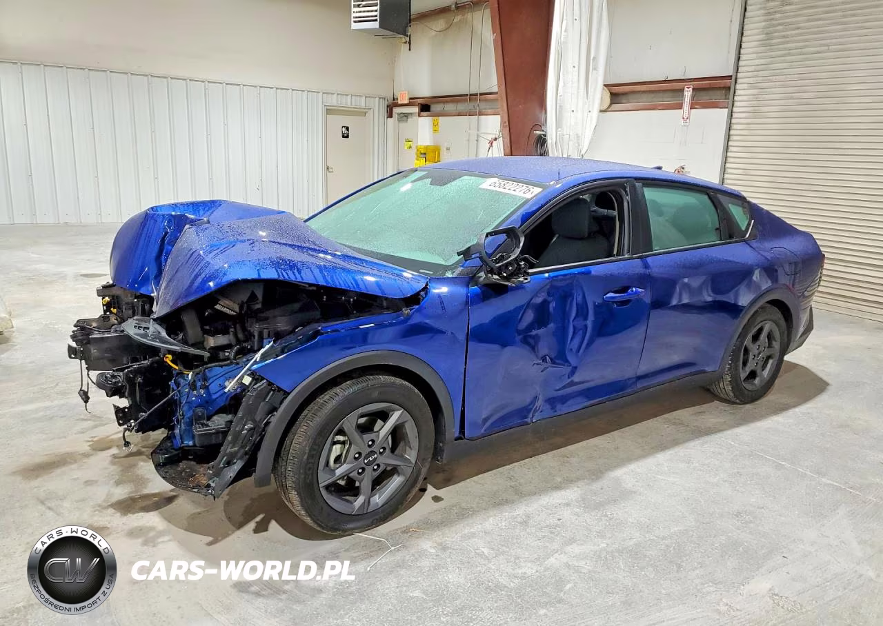 2025 Kia K4 Lxs VIN:3KPFT4DE8SE048466 - 1