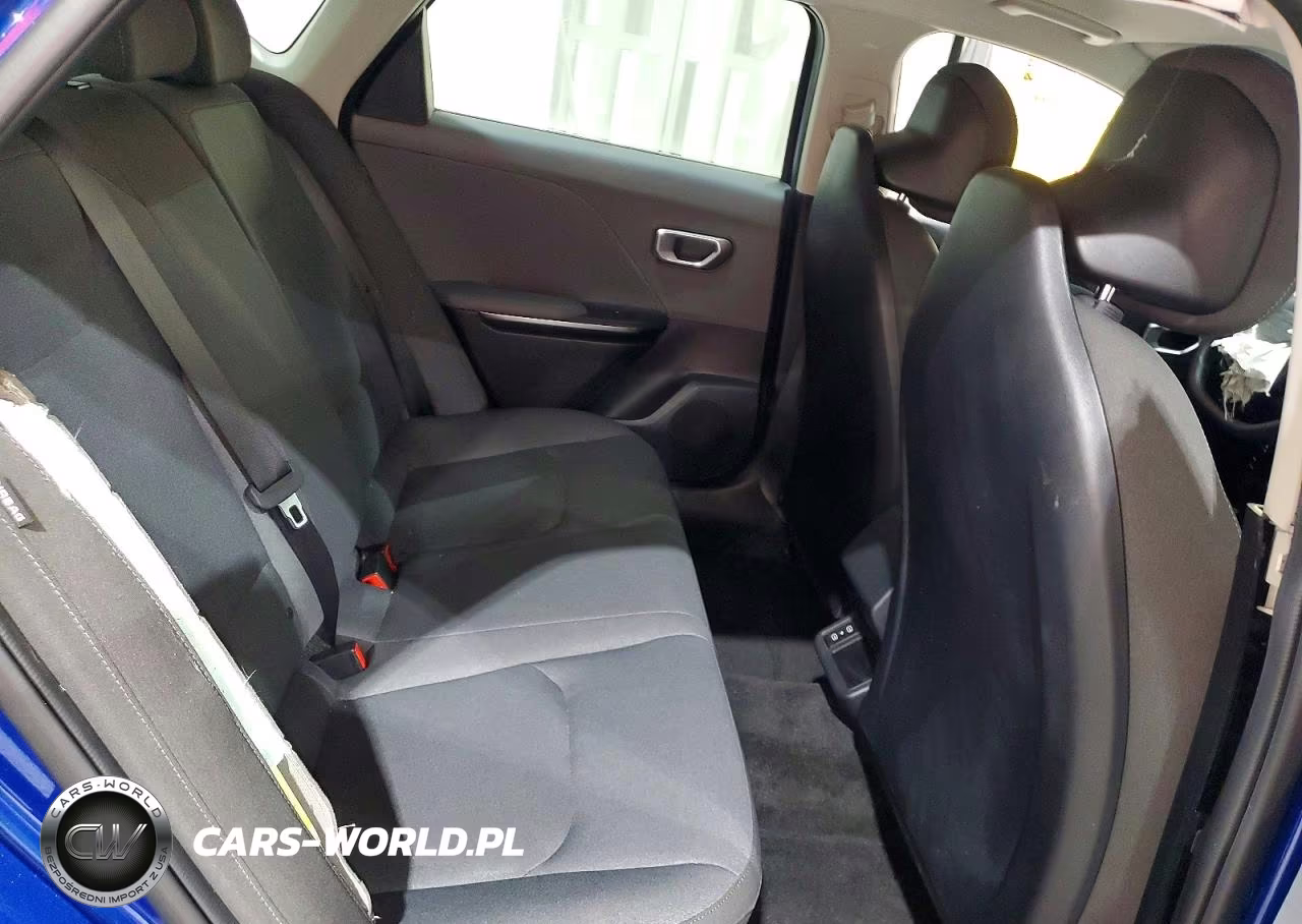 2025 Kia K4 Lxs VIN:3KPFT4DE8SE048466 - 10