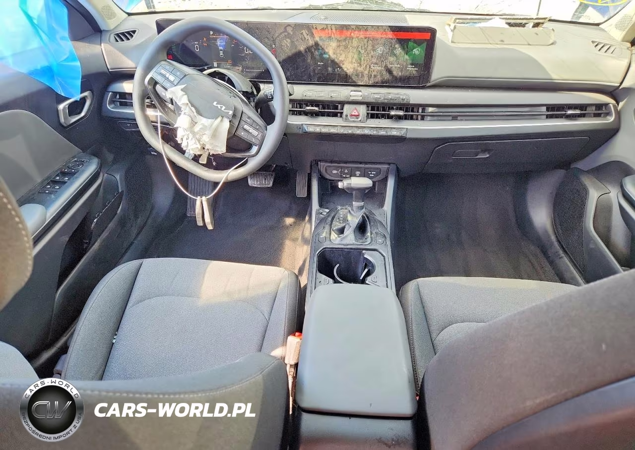 2025 Kia K4 Lxs VIN:3KPFT4DE8SE048466 - 8