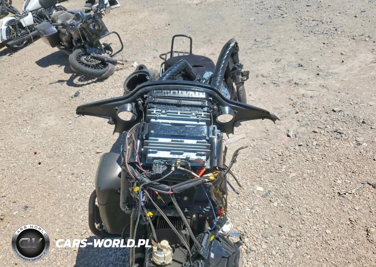 2019 Harley-Davidson Fltrxs VIN:1HD1KTP17KB607954 - 5