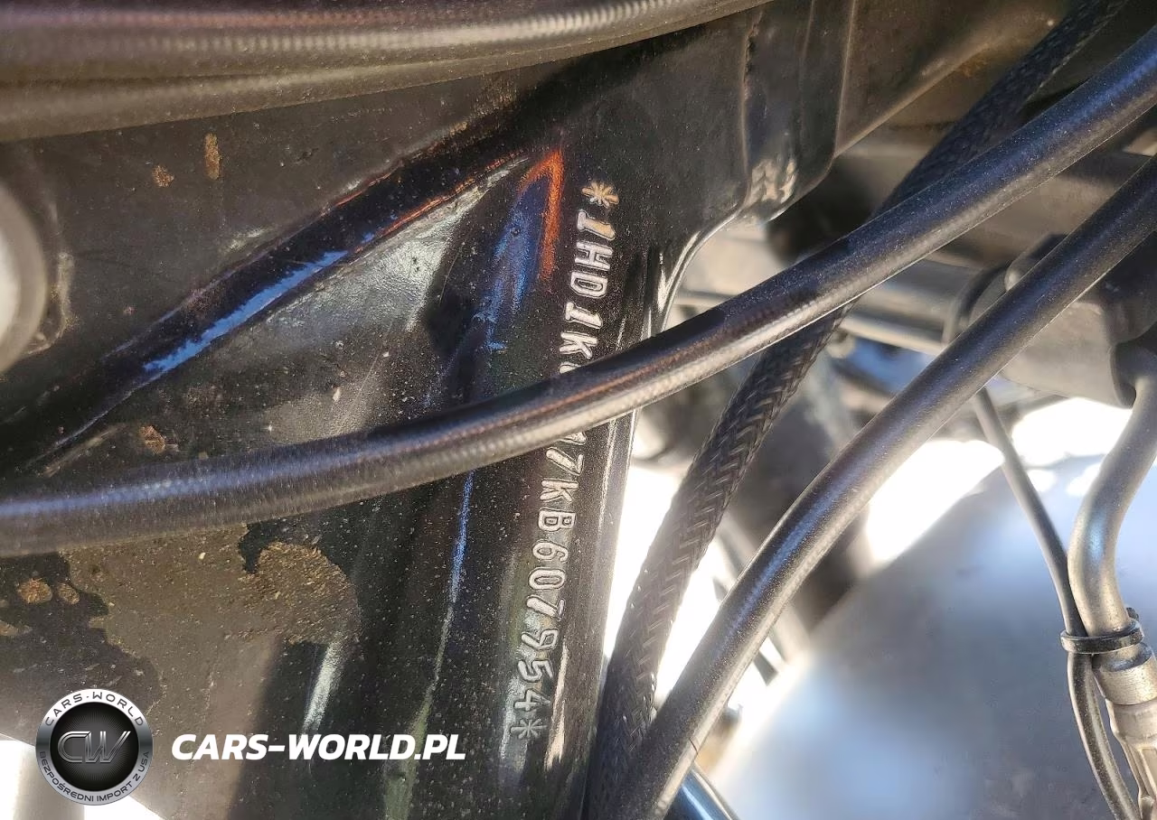 2019 Harley-Davidson Fltrxs VIN:1HD1KTP17KB607954 - 8