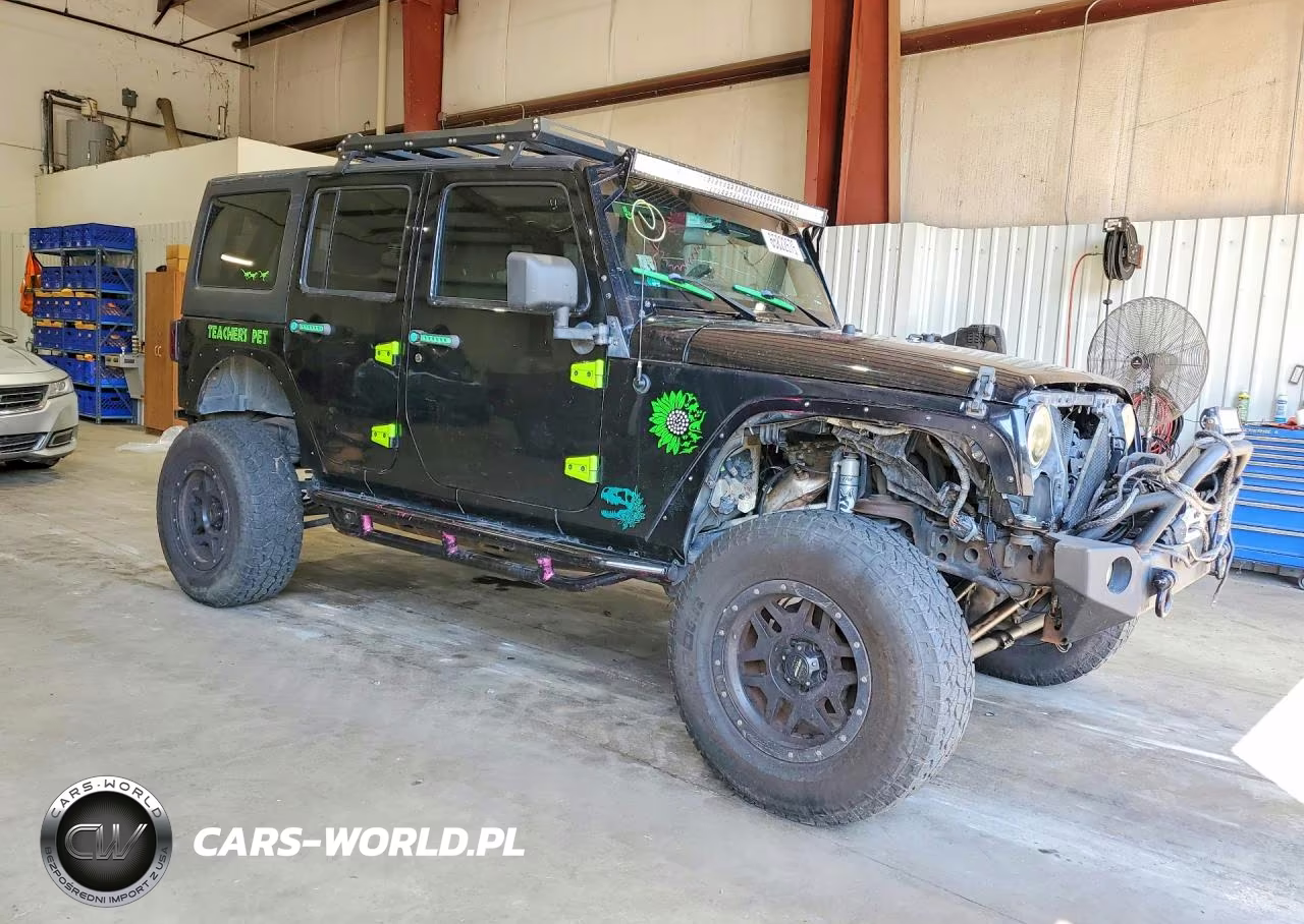 2018 Jeep Wrangler Unlimited Sport VIN:1C4BJWDG4JL822543 - 4