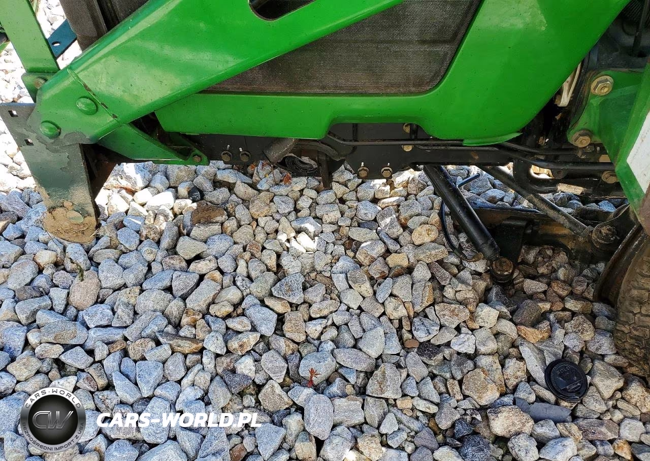 2004 John Deere 4310 Tractor VIN:LV4310H332865 - 9