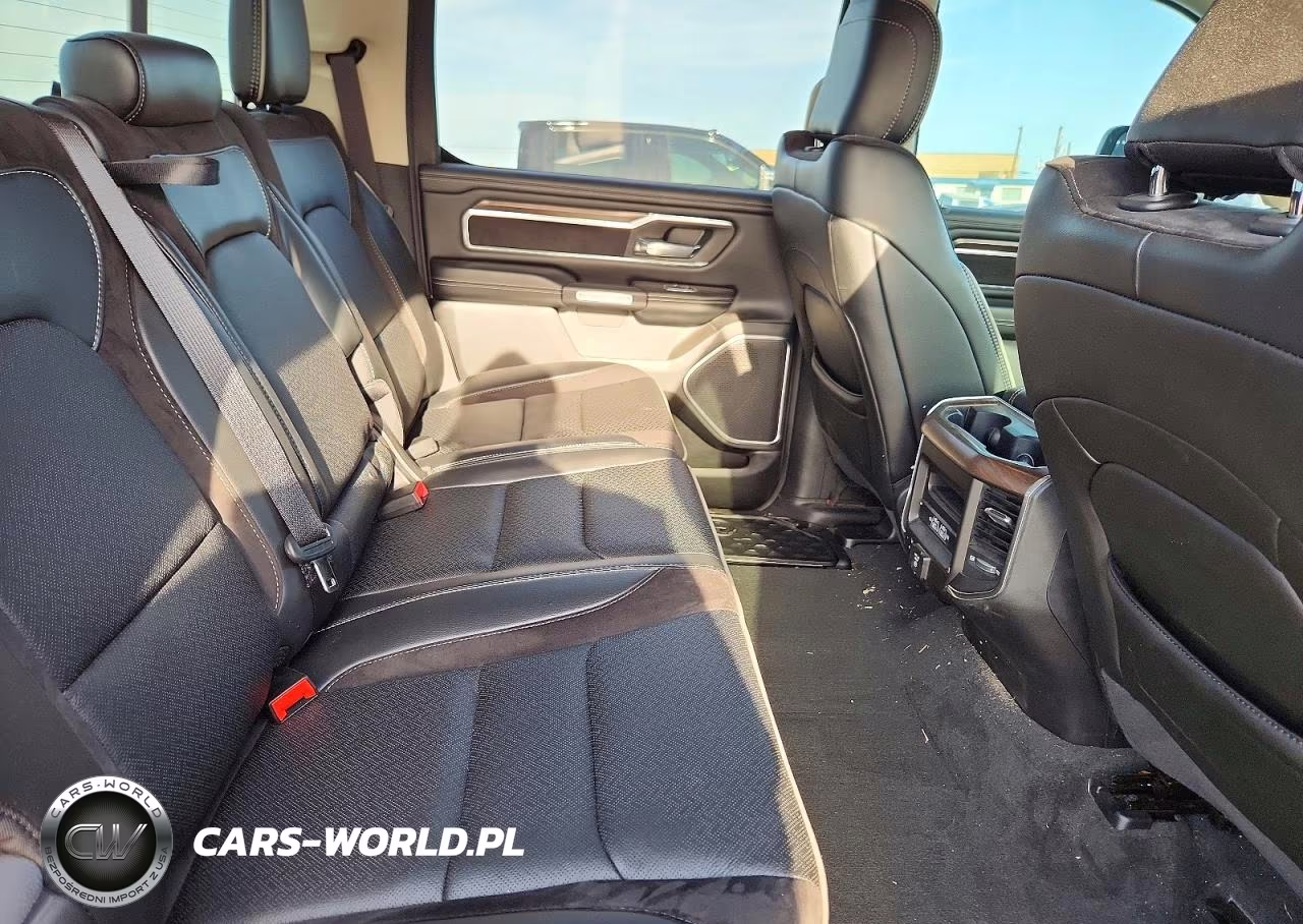 2022 Ram 1500 Laramie VIN:1C6RREJM9NN153084 - 10