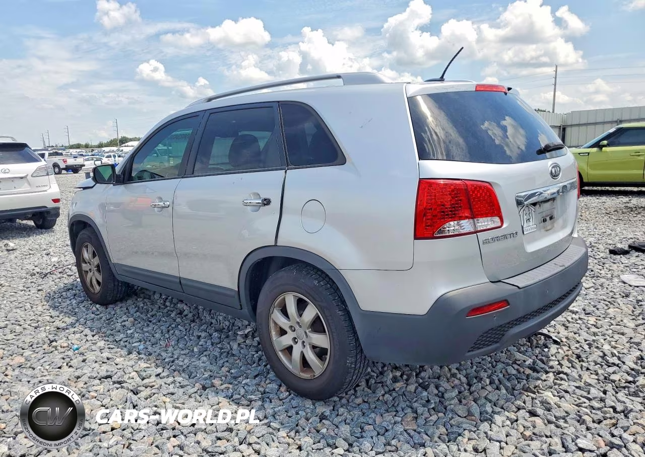 2013 Kia Sorento Lx VIN:5XYKT3A68DG390219 - 2