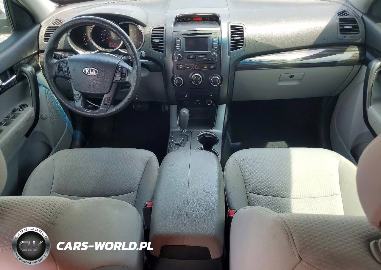 2013 Kia Sorento Lx VIN:5XYKT3A68DG390219 - 8