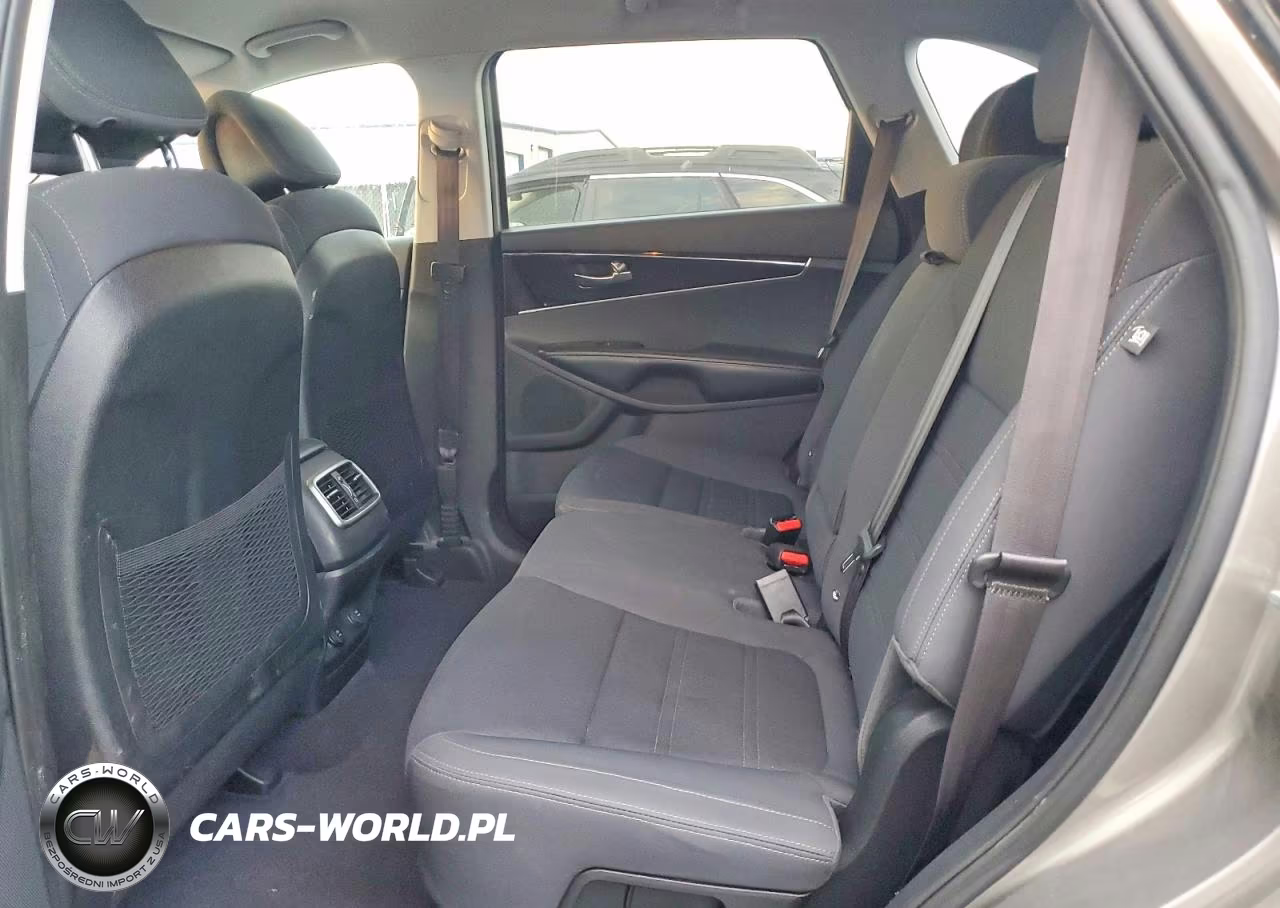 2016 Kia Sorento Lx VIN:5XYPG4A38GG182142 - 11