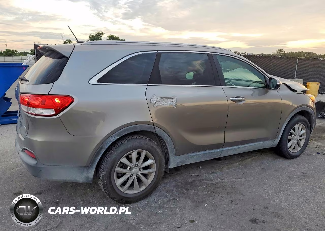 2016 Kia Sorento Lx VIN:5XYPG4A38GG182142 - 3