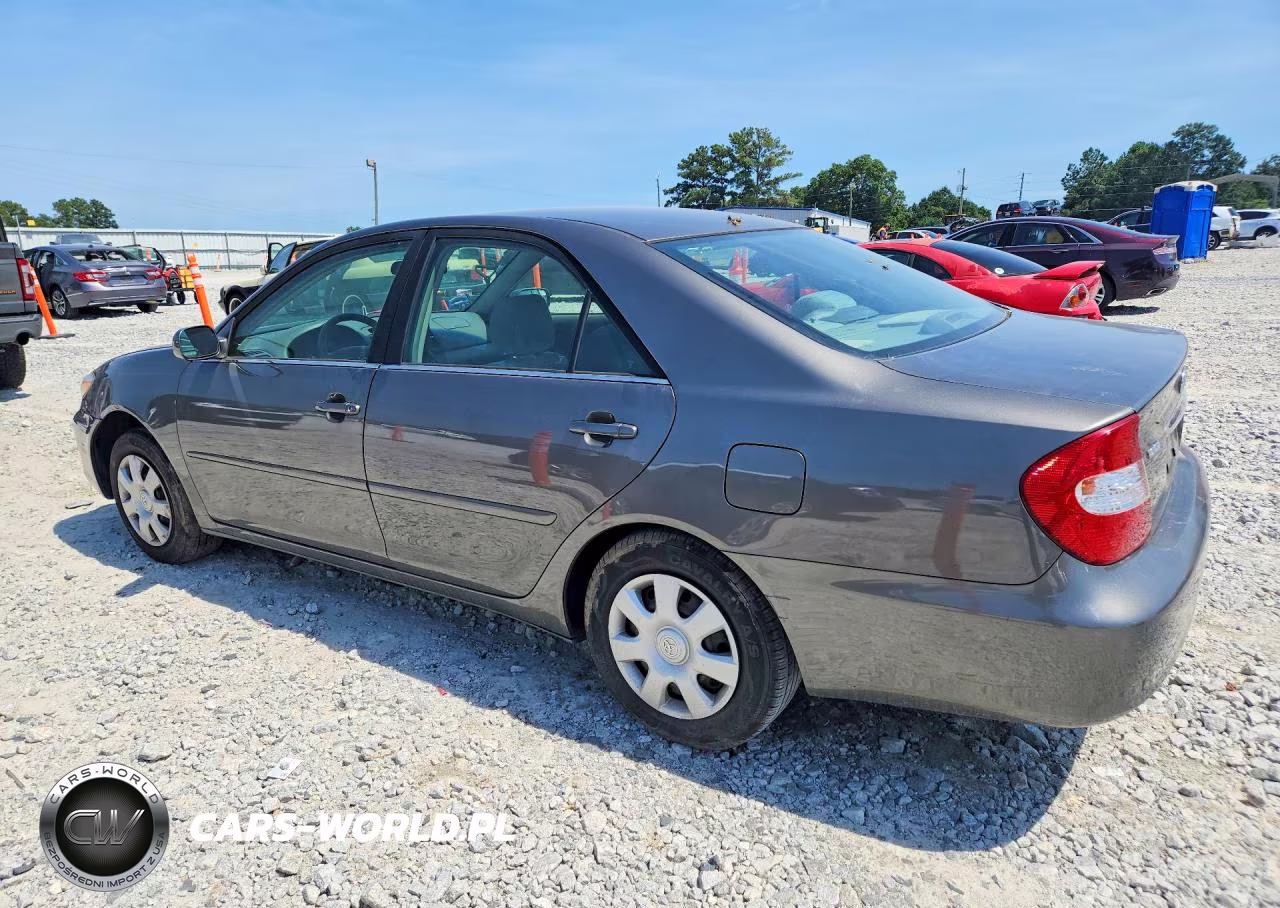 2002 Toyota Camry Le VIN:JTDBE32KX20087810 - 2