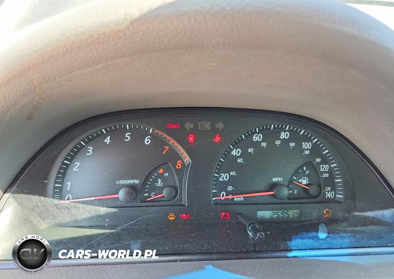 2002 Toyota Camry Le VIN:JTDBE32KX20087810 - 9