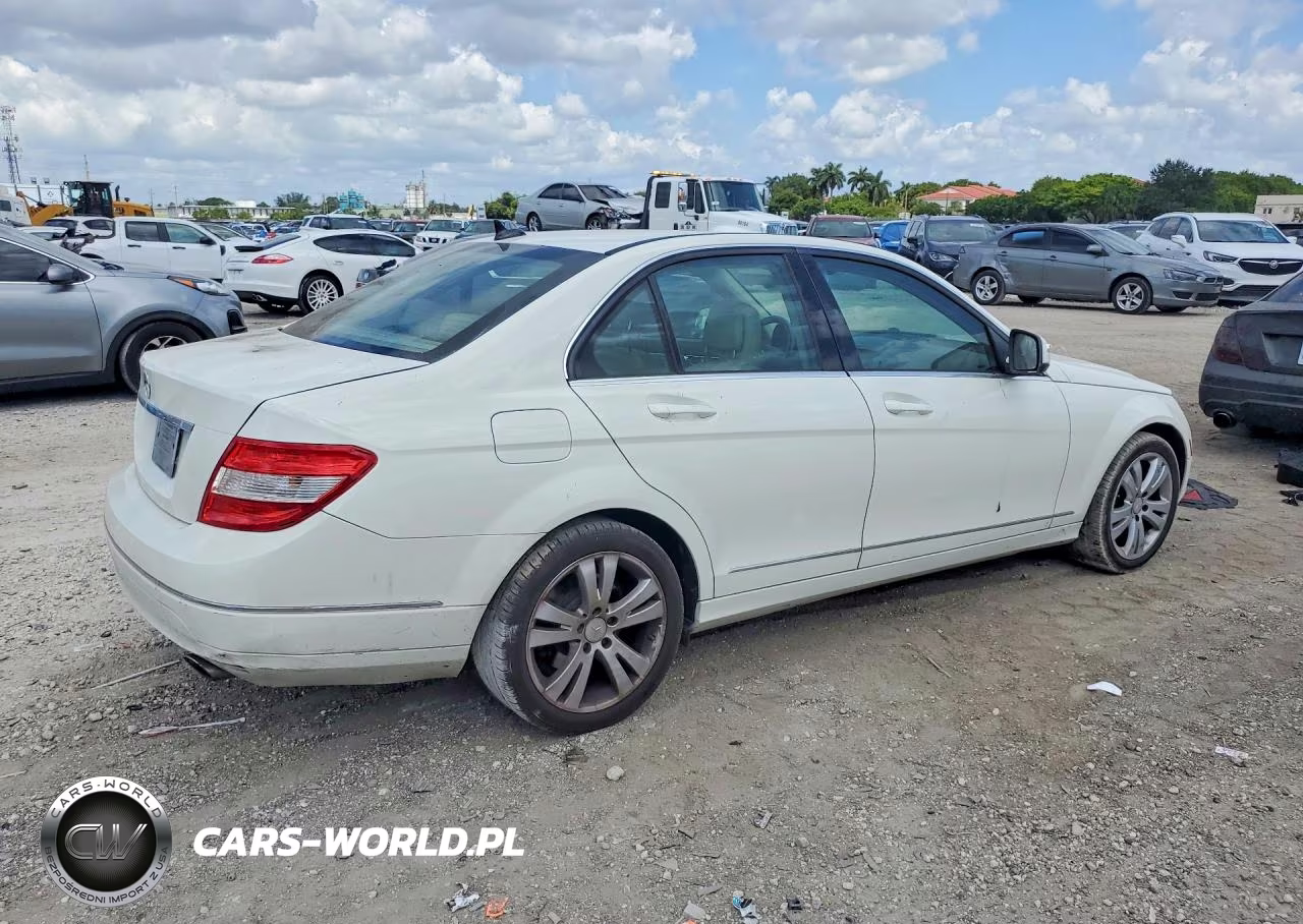 2009 Mercedes-Benz C 300 VIN:WDDGF54X49F211512 - 3